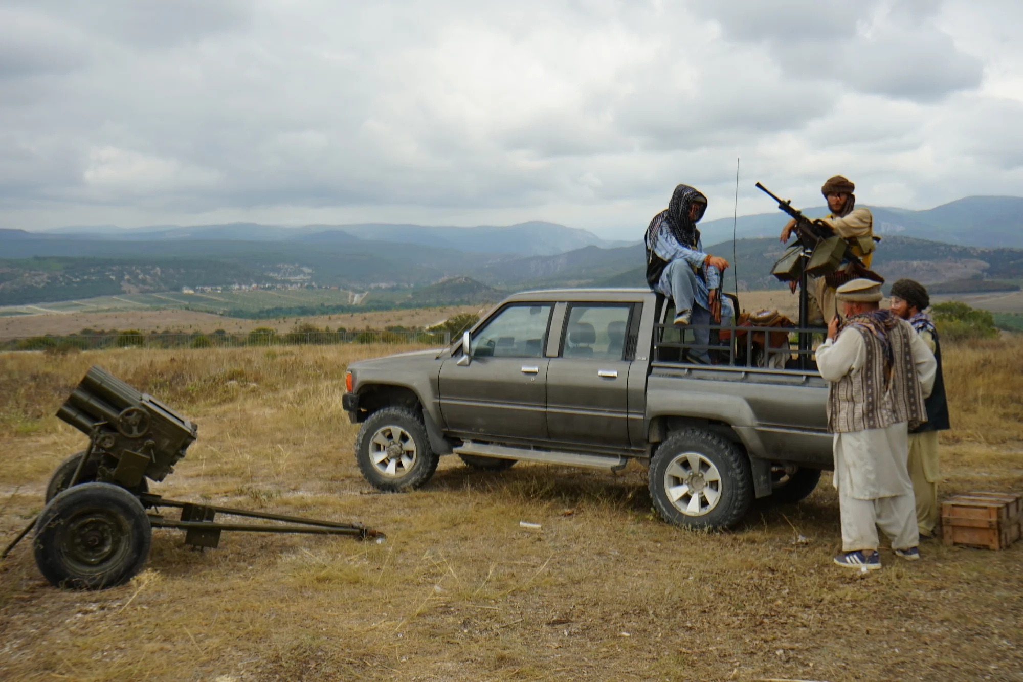 Why are Afghanistan and Pakistan fighting?